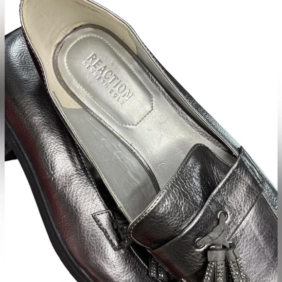 REACTION Kennith Cole Jet Forward Metallic Heeled Tassel Loafers, Womens Size 9 - Picture 8 of 9